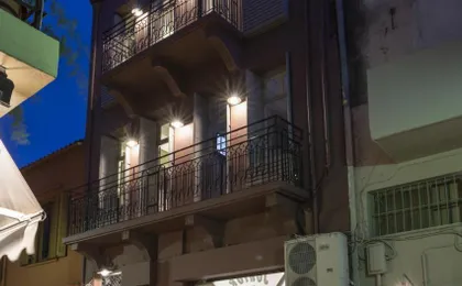 Elia Daliani Suites