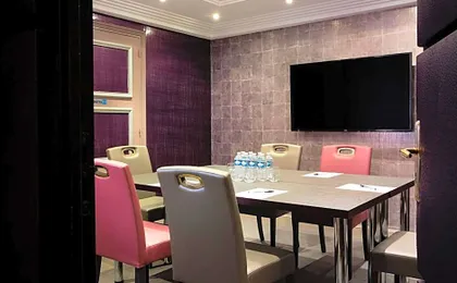 Elysees Hotel