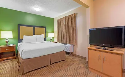 Extended Stay America Suites - Cleveland - Middleburg Heights