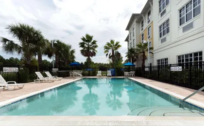 Holiday Inn Express & Suites Palm Coast - I-95