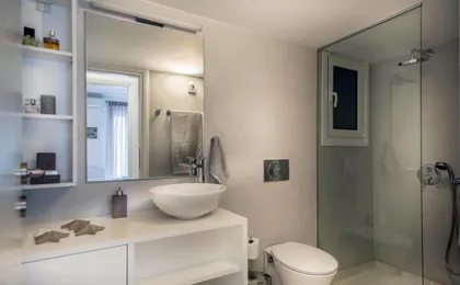 Acropolis Museum - Modern Living [I]