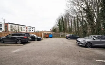 Apartment Sleeps 5 With Parking