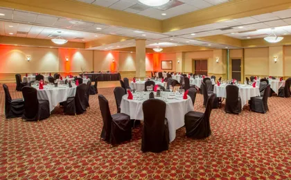 Crowne Plaza Cleveland Airport