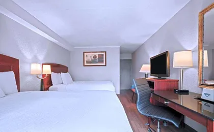 Days Inn by Wyndham Utica
