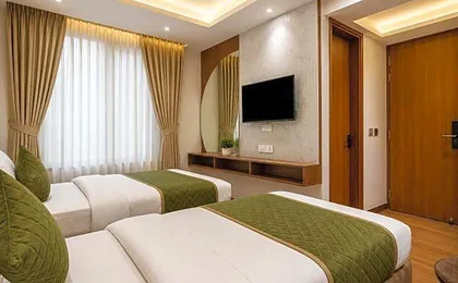 HOTEL AAVAAS