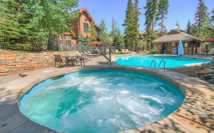 Mountain Thunder Lodge
