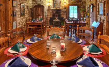 Kuebler Waldrip Haus Bed And Breakfast