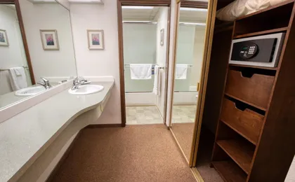 Sophie Station Suites