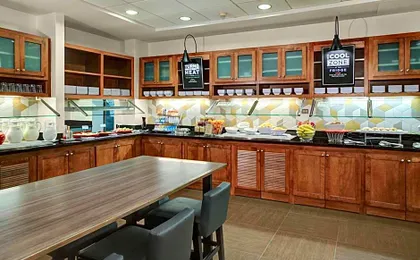 Hyatt Place Albuquerque Airport