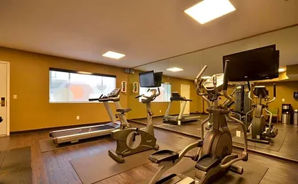 Best Western The Inn & Suites Pacific Grove