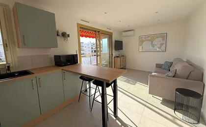 Studio moderne et lumineux à 2 pas des plages