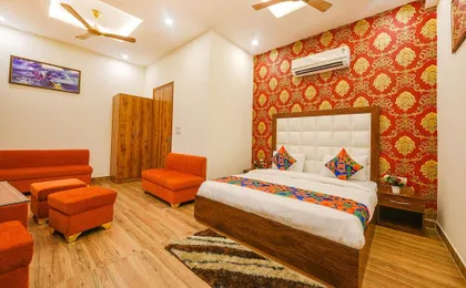 Fabhotel Shree Jii Luxury