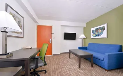 Holiday Inn Express Hotel & Suites Mooresville-Lake Norman, Nc By IHG