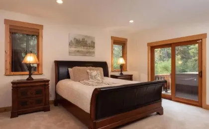 Donner Ridge by Avantstay Minutes to Skiing Deck Ping Pong Pool Table