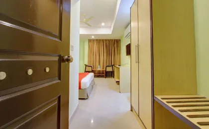 Hotel Golden Park by Oyo