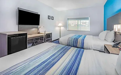 AmericInn by Wyndham Quincy