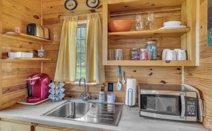 Cabins Out Back-nest