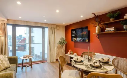 Waterside Living I Luxe Apartments