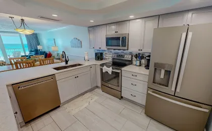 Shoreline Towers 1072 2 Bedroom Condo