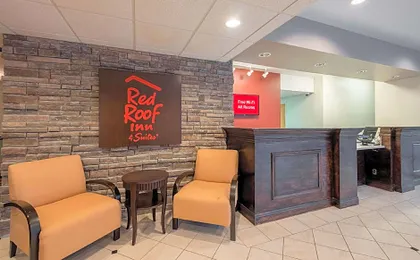 Red Roof Inn & Suites Biloxi - Ocean Springs