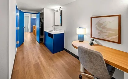 Spark by Hilton Woodbridge