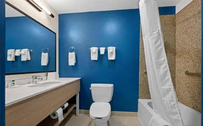 Spark by Hilton Homewood Birmingham (H)