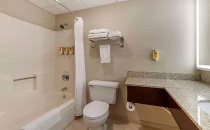 Best Western Plus Steeplegate Inn