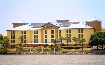 Holiday Inn Express Hotel & Suites Tampa-Rocky Point Island By IHG
