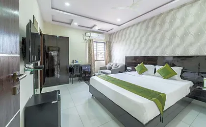 Treebo Greenwood Premier Suites, Old Airport Road