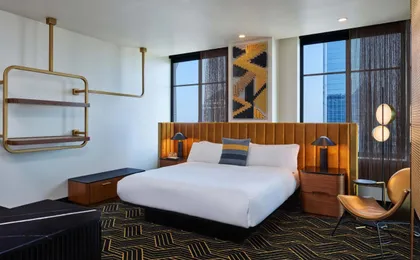 W Minneapolis the Foshay