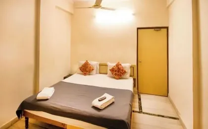 Hotel royal inn