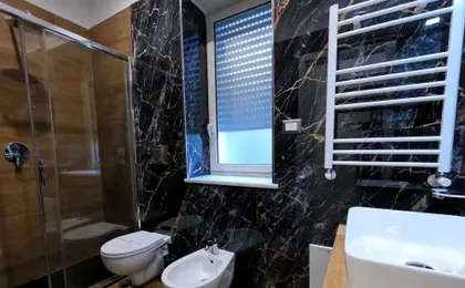 BlackWoody Contemporary Rooms - Napoli Centro Storico