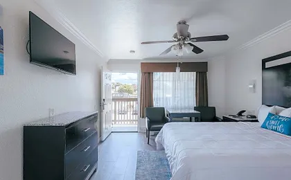 Sea Air Inn & Suites - Downtown - Restaurant Row