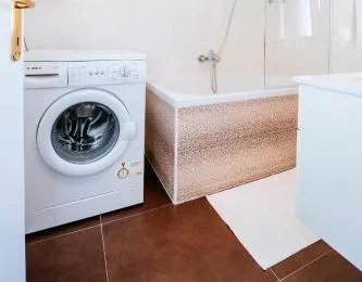 Golden Bridge Apartment with private parking