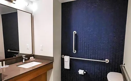 Fairfield by Marriott Inn & Suites Louisville Airport