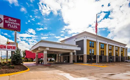 Best Western Plus Bloomington East Hotel