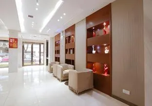 City Comfort Inn Wuhan Zhongnan Hospital Shuiguohu Metro Station