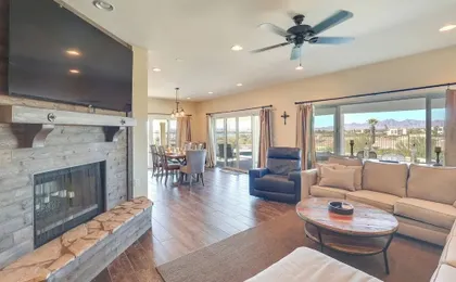 Enjoy Million-dollar Views! Lake Havasu City Home