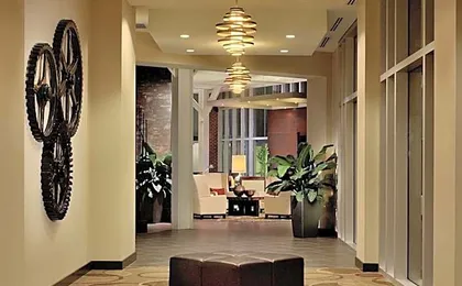 DoubleTree By Hilton Hotel And Suites Charleston Airport