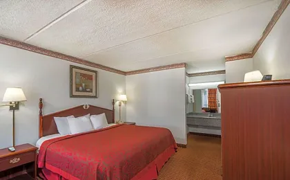 Days Inn by Wyndham Hurricane Mills