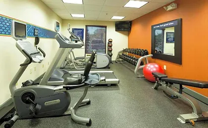 Hampton Inn & Suites Jacksonville-Airport