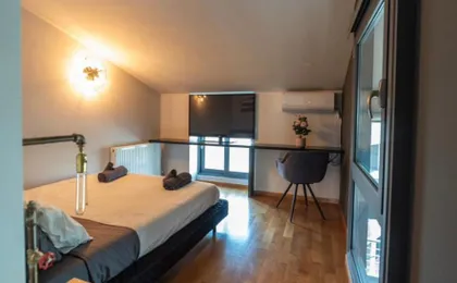 Modern Loft 50m From Metro