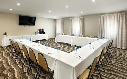 Staybridge Suites Of Durham - Chapel Hill - RTP By IHG