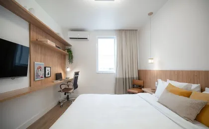 Leblon | No coração do Leblon, 2 quartos a 300m da praia - por Casapē Rio
