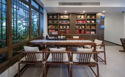 Lijiang Dayanli Jianshan Designer Homestay (Mufu Branch)