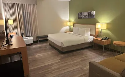 Sleep Inn & Suites