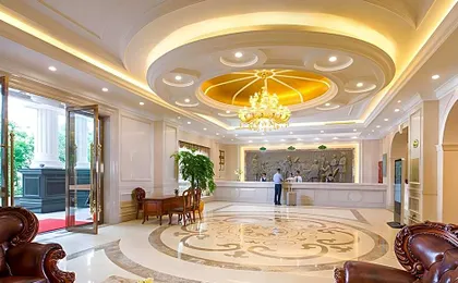 Vienna International Hotel Shenzhen Bantian Yangmei Metro Station