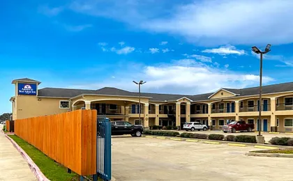 Americas Best Value Inn Houston at FM 529