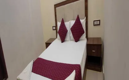 Hotel Blue Sky Residency (Adults only)