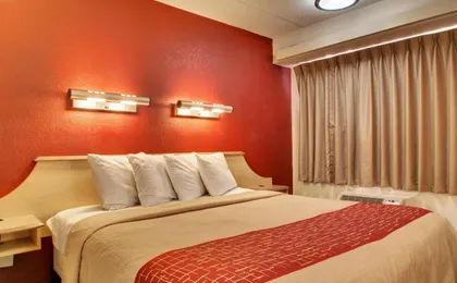 Red Roof Inn St Louis Westport